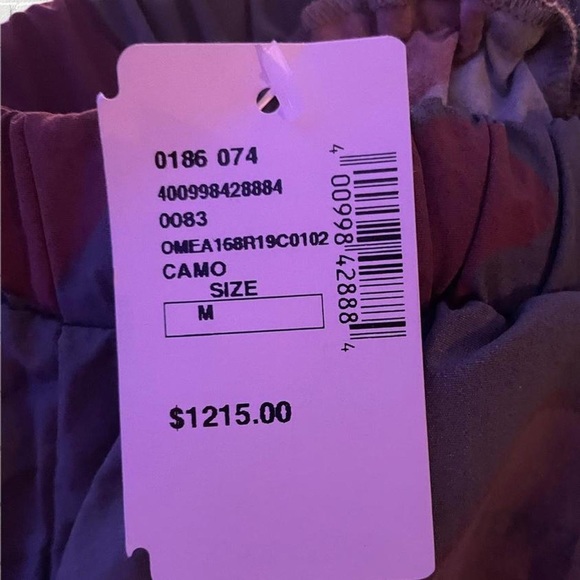 Off-White c/o Virgil Abloh camo windbreaker! - Picture 3 of 8